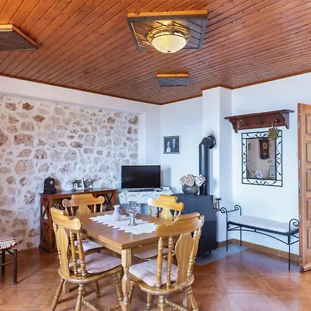 Two-bedroom In Tučepi
