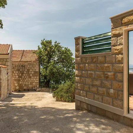 Two-bedroom In Nyaraló *